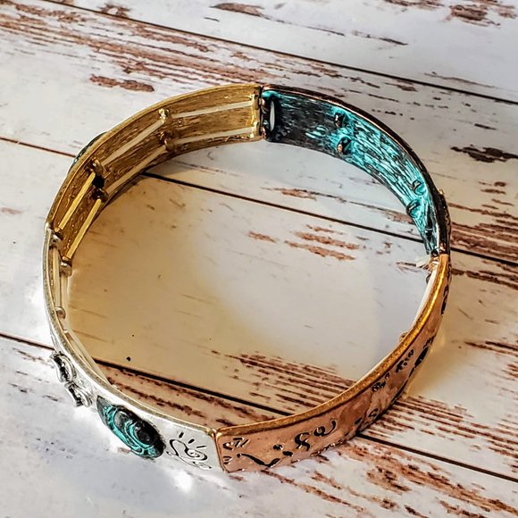 Life's a Beach Multi-Color Bracelet - Picture 4 of 4